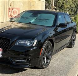 کرایسلەر 300